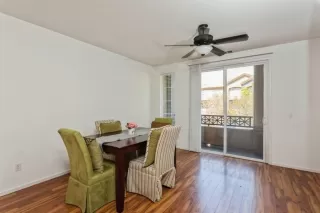 Photo #5: 223032367 Listing