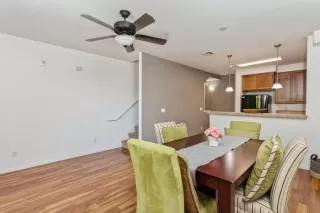 Photo #6: 223032367 Listing