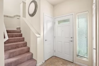 Photo #1: 223032426 Listing 