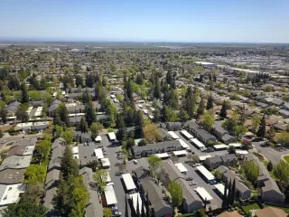 Photo #4: 223032889 Listing 
