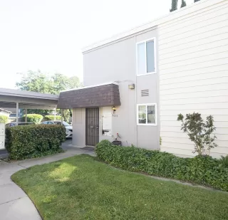 Photo #2: 223033083 Listing