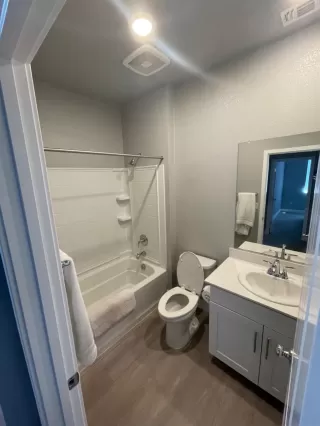 Photo #5: 223033168 Listing 