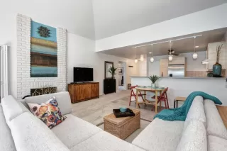 Photo #6: 223033180 Listing