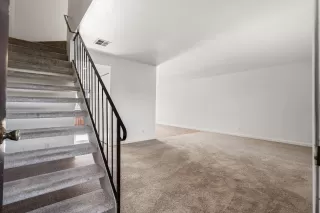 Photo #5: 223033372 Listing 