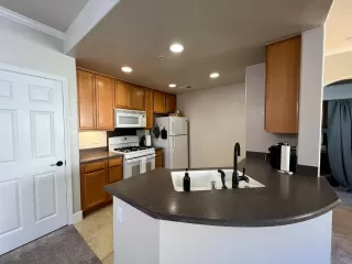 Photo #6: 223034132 Listing