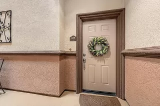 Photo #2: 223034637 Listing