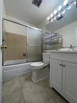 Photo #2: 223034864 Listing