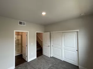 Photo #4: 223034895 Listing 