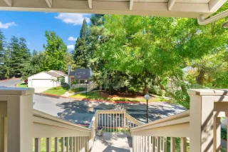 Photo #6: 223035102 Listing