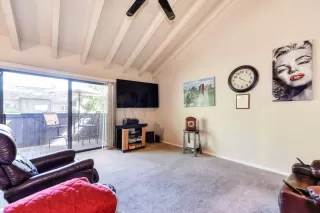 Photo #1: 223035797 Listing