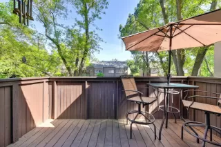 Photo #5: 223035797 Listing