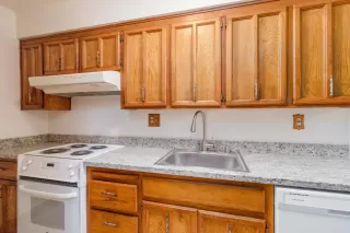 Photo #6: 223036956 Listing 