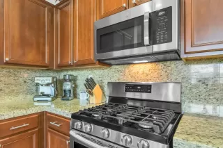 Photo #5: 223037136 Listing 