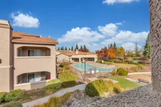 Photo #4: 223037390 Listing 