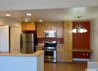 Photo #3: 223037592 Listing