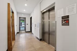 Photo #3: 223038355 Listing 