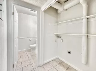 Photo #3: 223038495 Listing 