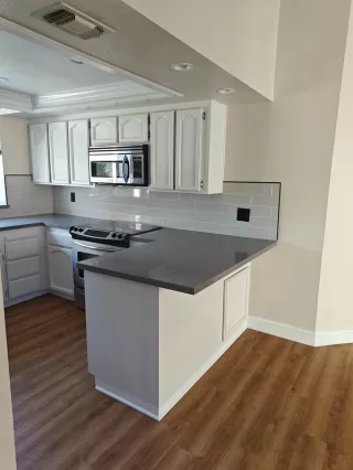 Photo #2: 223038514 Listing 