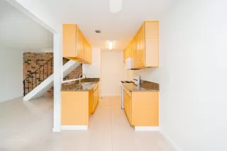 Photo #4: 223038805 Listing 