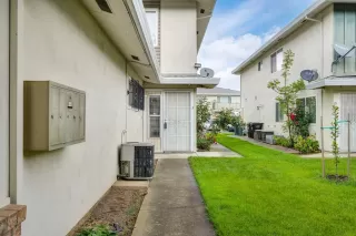 Photo #2: 223039057 Listing