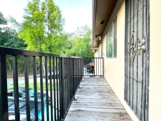Photo #4: 223039936 Listing