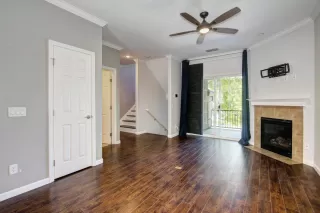 Photo #6: 223040273 Listing