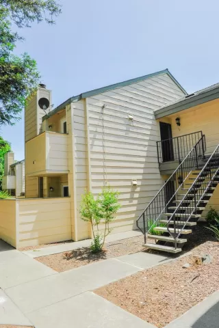 Photo #4: 223040391 Listing