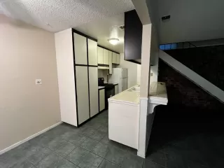 Photo #3: 223040392 Listing 