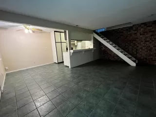 Photo #5: 223040392 Listing 