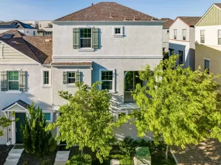 Photo #1: 223041009 Listing