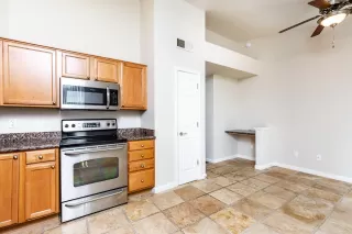 Photo #3: 223041082 Listing