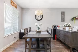 Photo #5: 223041313 Listing