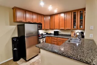 Photo #5: 223041384 Listing