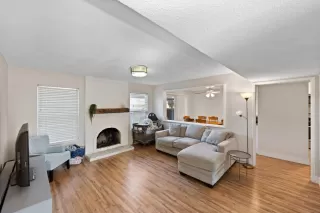 Photo #3: 223041615 Listing 