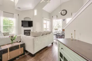 Photo #4: 223042730 Listing 