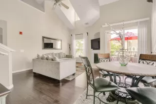 Photo #6: 223042730 Listing 