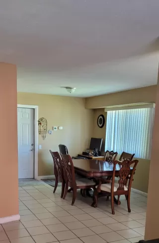 Photo #6: 223042841 Listing