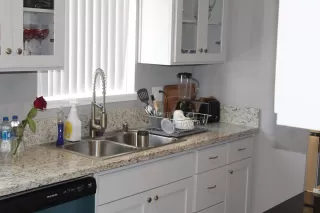 Photo #1: 223043068 Listing 