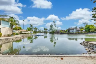 Photo #3: 223043652 Listing