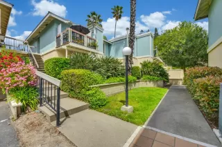 Photo #4: 223043652 Listing