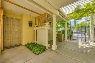 Photo #5: 223043652 Listing