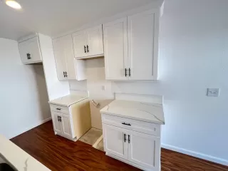 Photo #5: 223043759 Listing