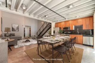 Photo #5: 223043829 Listing