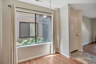 Photo #4: 223044343 Listing 
