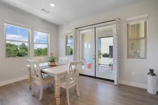 Photo #1: 223044356 Listing