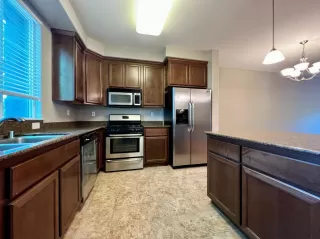 Photo #3: 223044844 Listing 