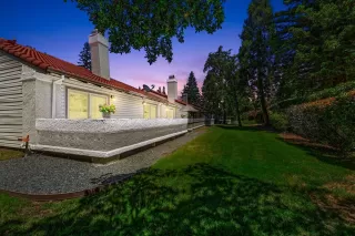 Photo #1: 223044906 Listing