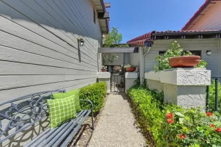 Photo #4: 223045312 Listing