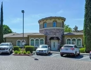 Photo #1: 223045725 Listing 