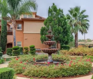 Photo #3: 223045725 Listing 